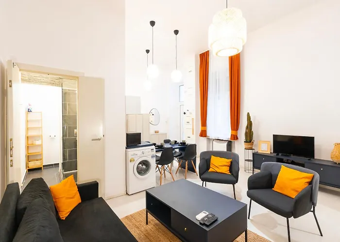 Modern Flat @ Andrassy Avenue&oktogon Square * Budapest