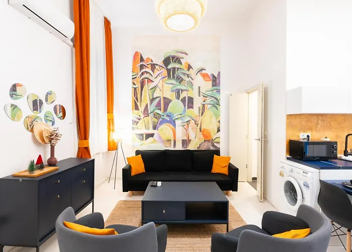 Modern Flat @ Andrassy Avenue&oktogon Square Lägenhet Budapest