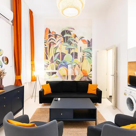 Modern Uniquely Designed Flat Andrassy Avenue And Oktogon Square Apartmán Budapešť