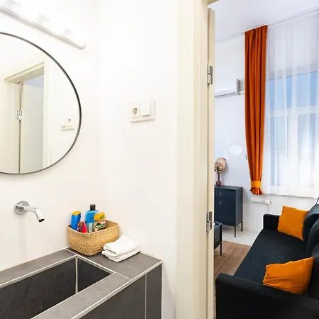 Apartmán Modern Uniquely Designed Flat Andrassy Avenue And Oktogon Square